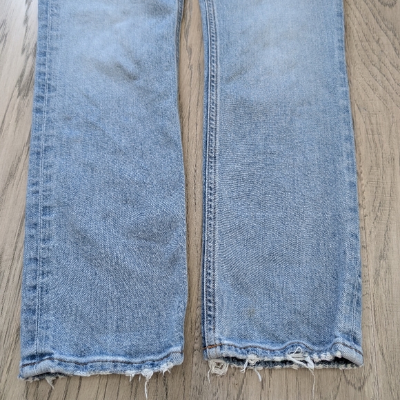 Agolde Willow Light Wash Tapered Midrise Jeans - Picture 6 of 9